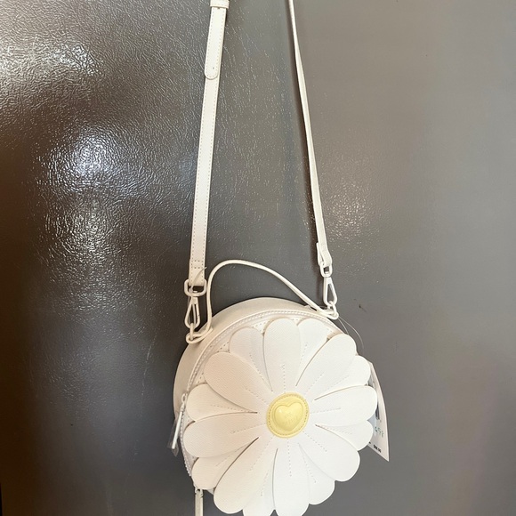 Betsey Johnson CO Petal Kitsch CrossBody Purse Daisy Bloom Wildly Original - Picture 7 of 7